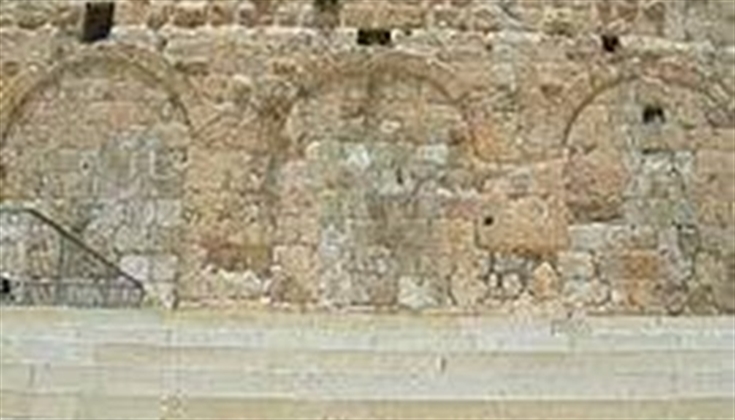 هل يجرؤ اليهود الصهاينة الإعلان عن كنسهم الموجودة تحت الأقصى؟