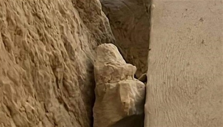 هل يجرؤ اليهود الصهاينة الإعلان عن كنسهم الموجودة تحت الأقصى؟