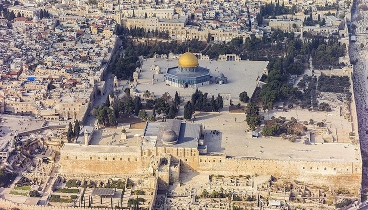 كاتب إسرائيلي يكشف عن "سياسة المقابر" لتهويد القدس