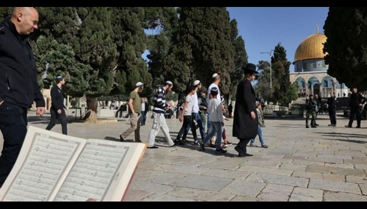 مستوطنون يقتحمون "الأقصى"