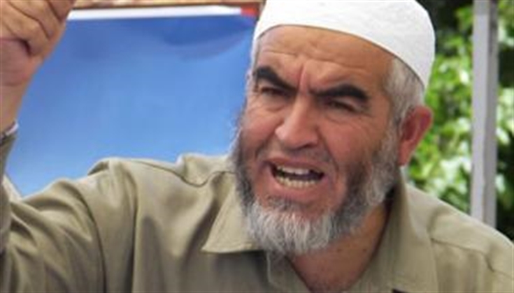 الشيخ رائد صلاح يطلق نداءً لإيقاف العدوان "الإسرائيلي" على غزة