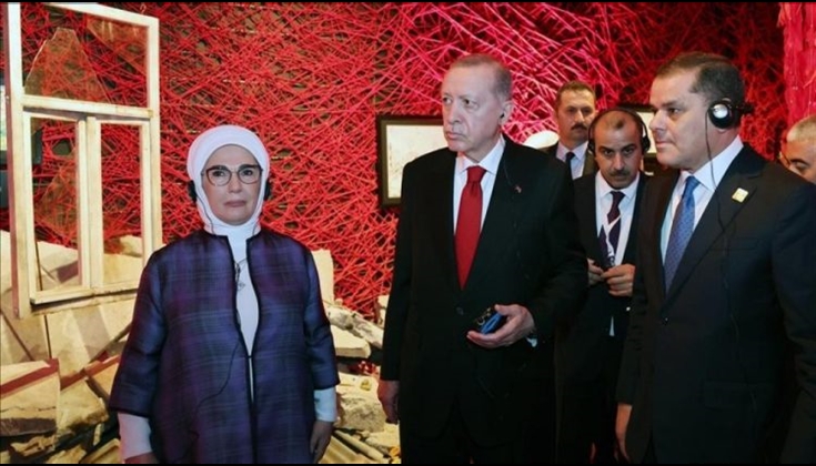 أردوغان يزور “معرض رسامي أطفال غزة”