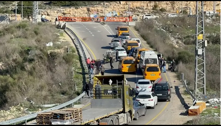 البوابات الحديدية والسواتر.. وسائل الاحتلال لخنق بلدات الضفة