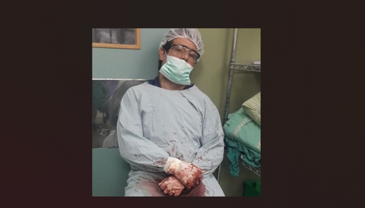 "نموت واقفين ولن نركع".. هكذا نعى الطبيب الشهيد عدنان البرش نفسه