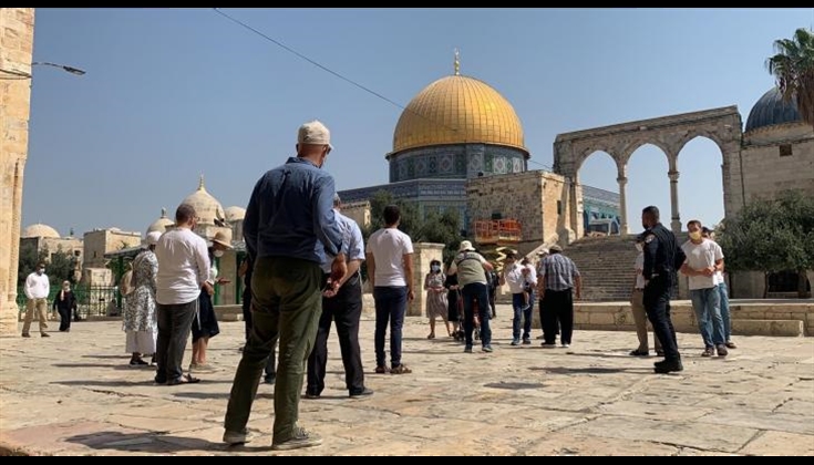 عشرات المستوطنين يقتحمون الأقصى ويؤدون طقوسًا تلمودية القدس