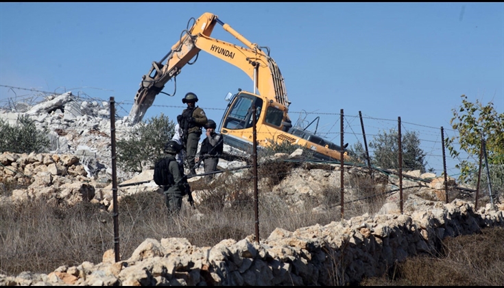 الاحتلال يهدم مصلى التقوى في صور باهر جنوب القدس