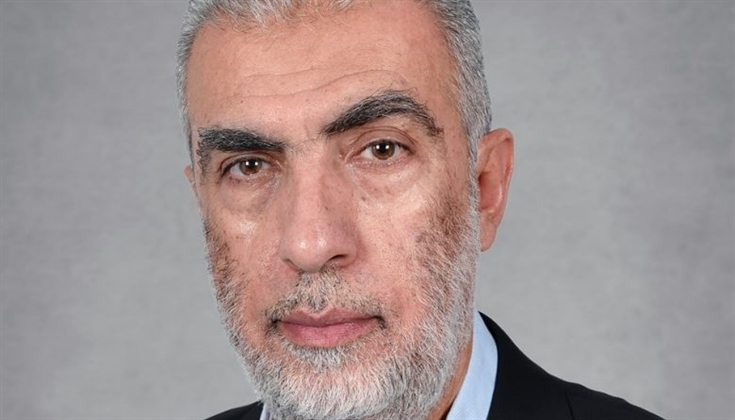 منتقدا خضوع رؤساء عرب ومسلمين لإملاءات ترامب كمال الخطيب